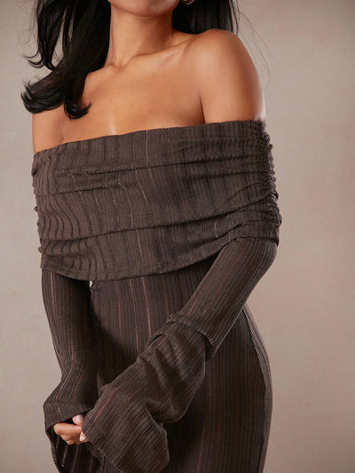 Elegant Off-Shoulder Bodycon Maxi Dress