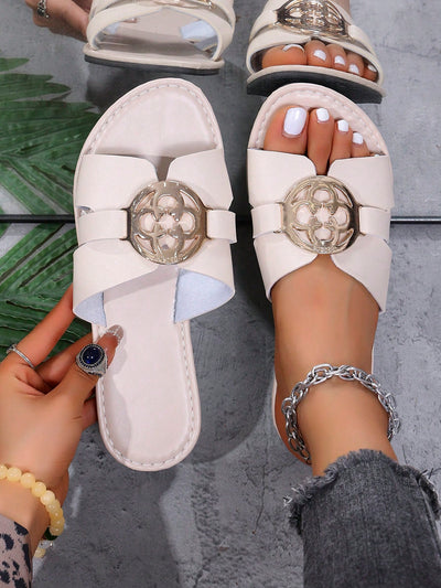 Khaki Embroidered Flower Flat Sandals for Effortless Style