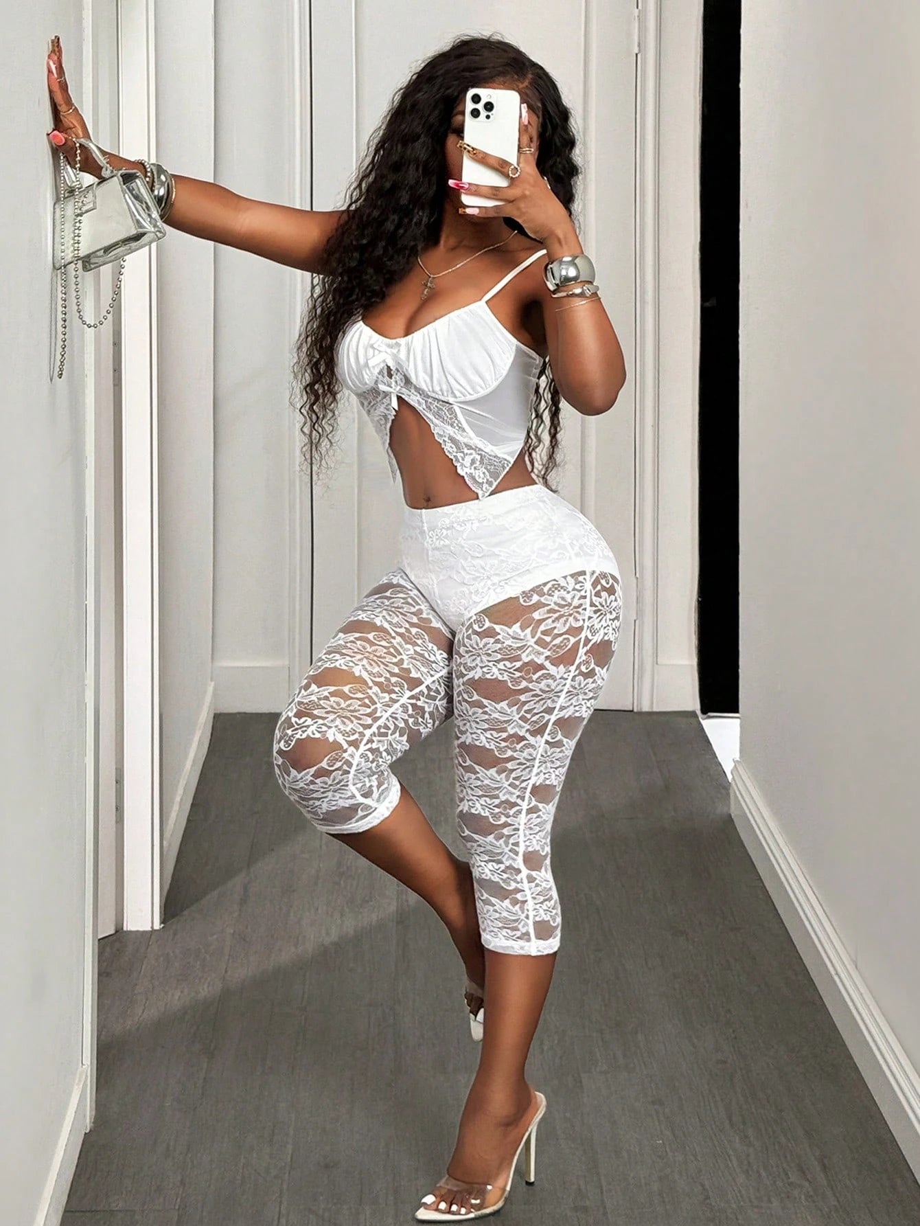 Elegant Lace Sheer 3/4 Length Leggings