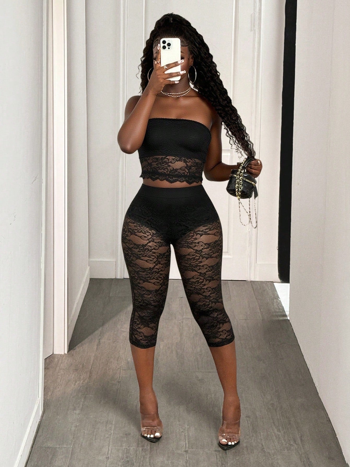 Elegant Lace Sheer 3/4 Length Leggings