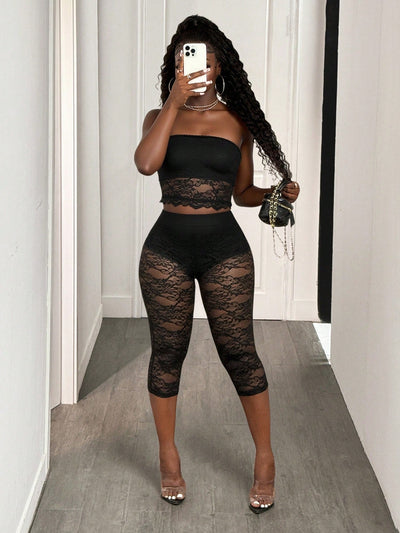 Elegant Lace Sheer 3/4 Length Leggings