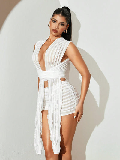 Women's Allure Deep V-Neck Crop Top & Shorts Set