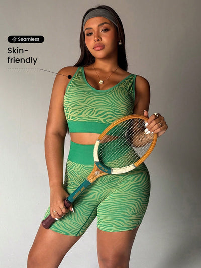 Bold Plus Size Leopard Print Sports Bra & Shorts Set