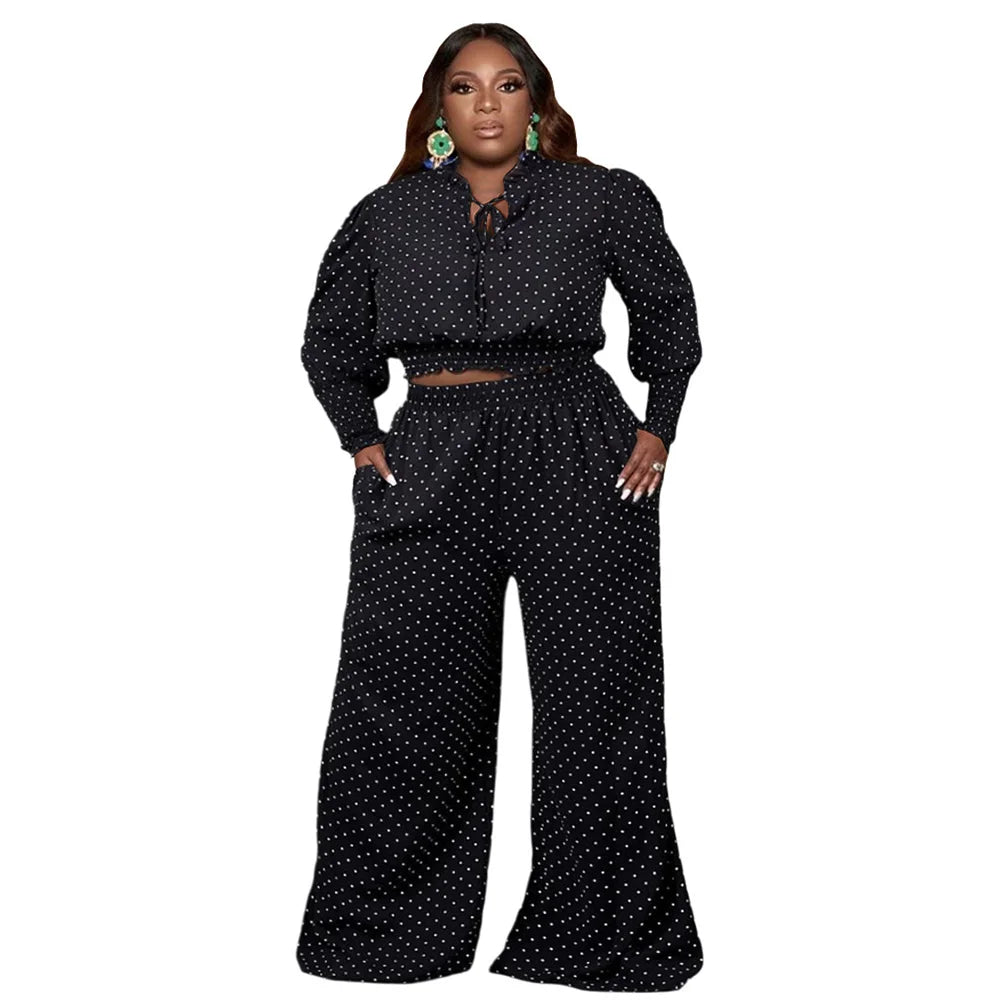 Plus Size Women's Polka-Dot Two Piece Set.