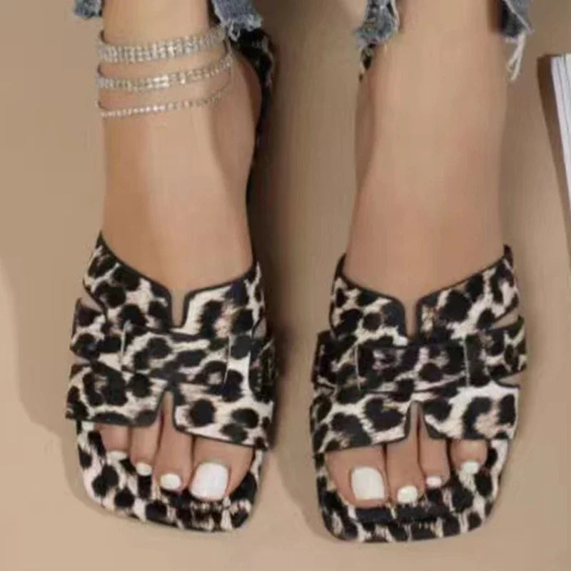 Trendy Luxury Summer Slippers for Women.