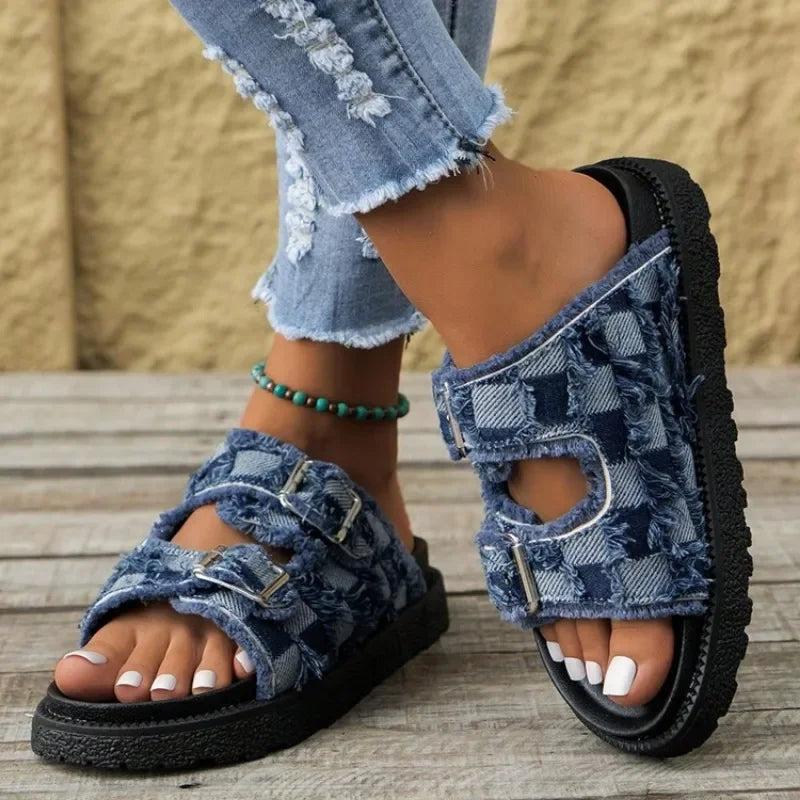 Trendy Women's Gladiator Sandals - Summer Style.