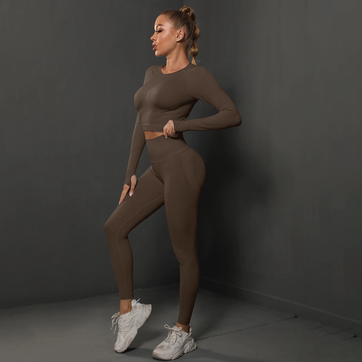 Trendy Seamless Yoga Set - Crop Top & High Waist Leggings.