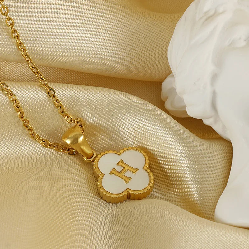 Chic Clover Initial Letter Necklace - Mother of Pearl.