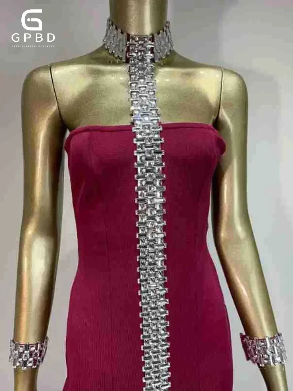 Luxury Diamond Chain Halter Backless Maxi Dress.