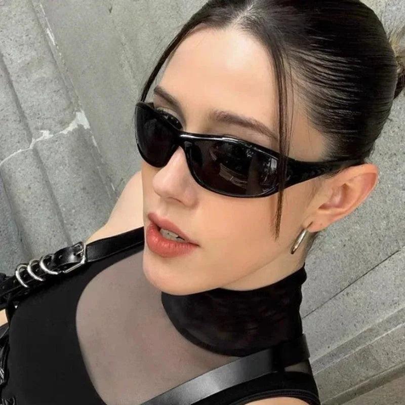 Retro Y2K Oval Sunglasses for Women.