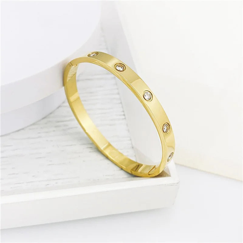 Gold Zircon Cross Nut Nail Bracelet for Women.