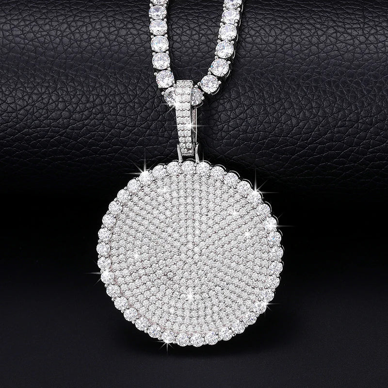 Luxury VVS Moissanite Round Pendant Necklace in Silver.