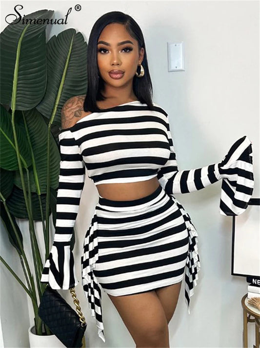 Trendy Y2K Striped Co-ord Set - Flare Sleeve Crop Top & Skirt.