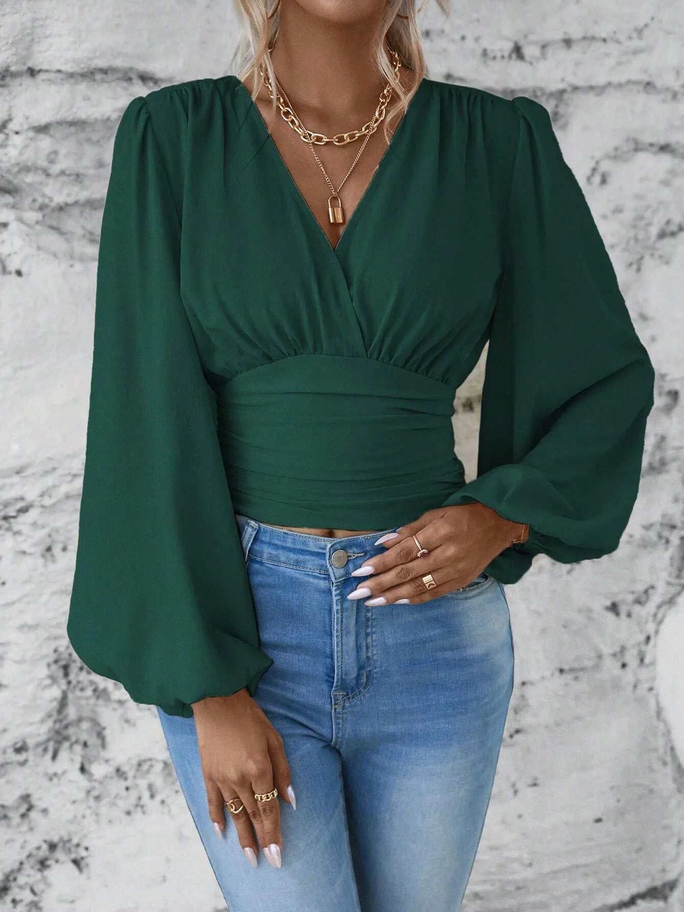 Trendy Women's V-Neck Long Sleeve Top - Chic Style.