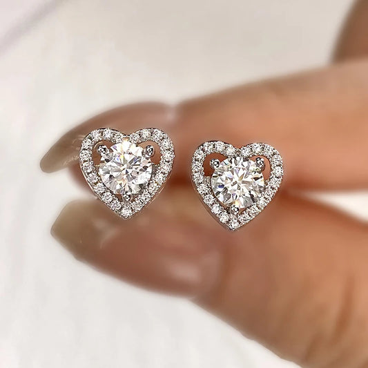 Dazzling 0.5CT Moissanite Heart Halo Stud Earrings.