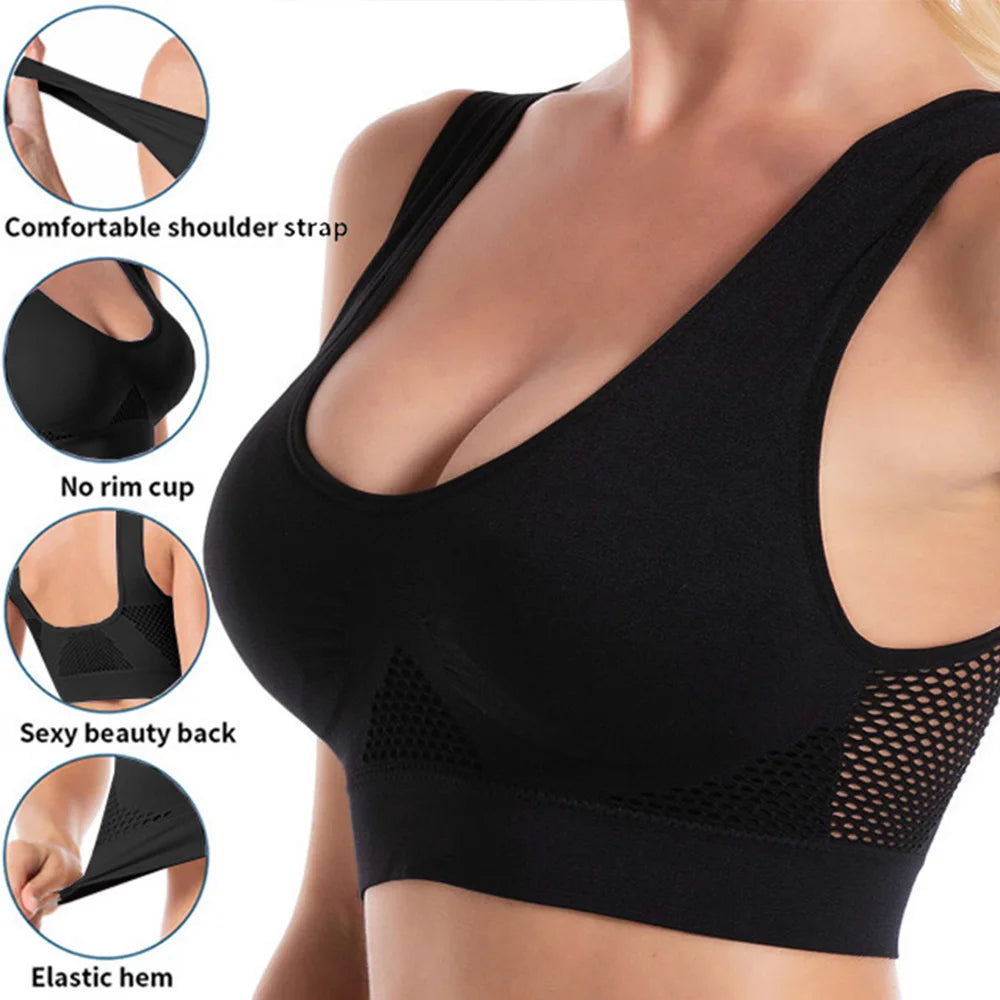 Seamless Mesh Women's Sports Bra - Chic & Comfy.