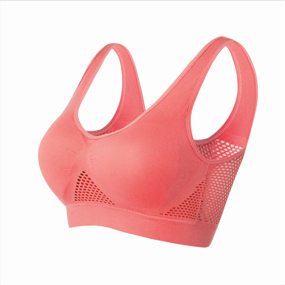 Seamless Mesh Women's Sports Bra - Chic & Comfy.