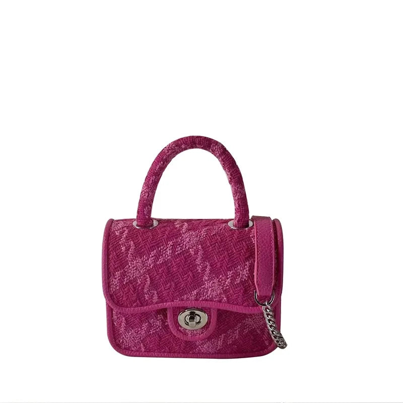 Chic Rose Pink Luxury Crossbody Lock Shoulder Bag.