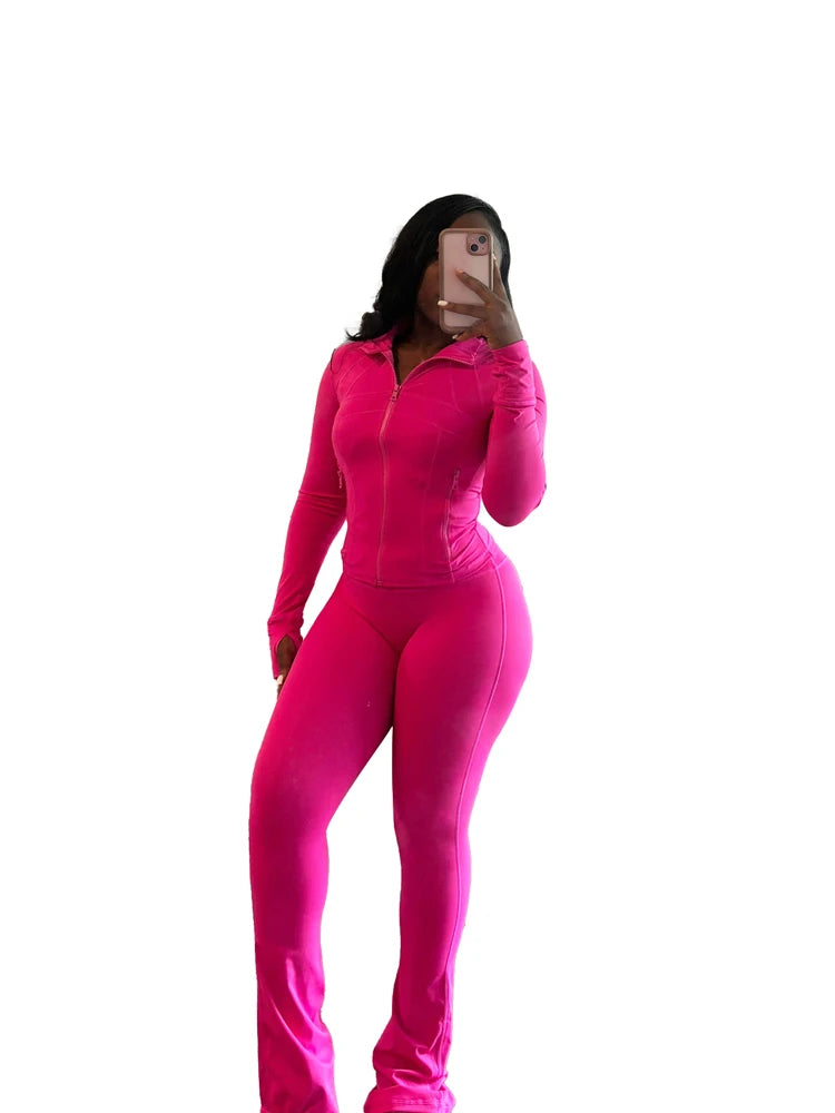 Chic Women's Two Piece Tracksuit Set - Fall Essential.