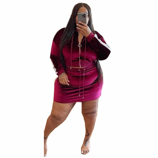 Plus Size Velvet Two-Piece Casual Sweatsuit.